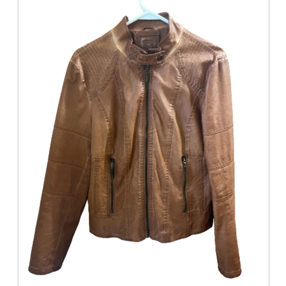 Max Jeans Brand size large women’s faux leather full zip jacket coat, brown